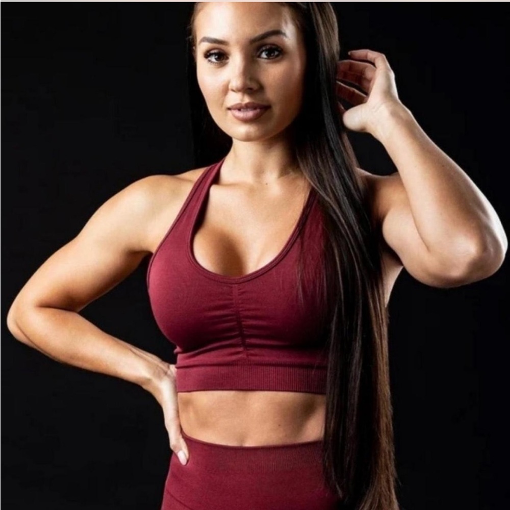 Bordeaux alphalete amplify sports bra size X Large